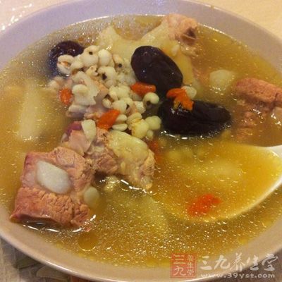 家常紅棗山藥排骨湯的制作方法
