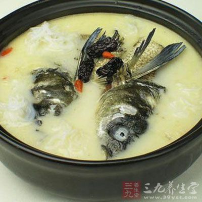 鯉魚補血湯的做法