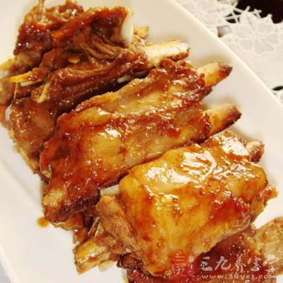 取出用廚房紙抹干水分 取出用廚房紙抹干水分