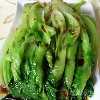 放少量生抽和清水,大火收濃湯汁 放少量生抽和清水,大火收濃湯汁