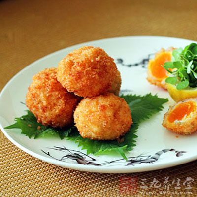紫蘇蛋黃蝦球還可以作為一種休閒食品哦