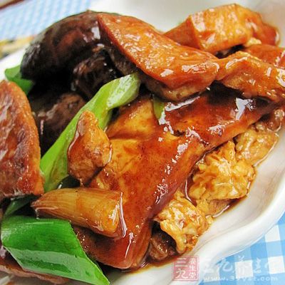 花雕香菇豆腐 花雕香菇豆腐