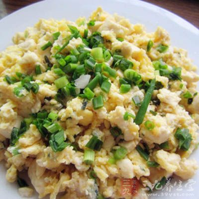 雞刨豆腐的做法 雞刨豆腐的做法