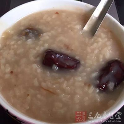 紅棗粥美容養顏,令皮膚變得嫩滑 紅棗粥美容養顏,令皮膚變得嫩滑