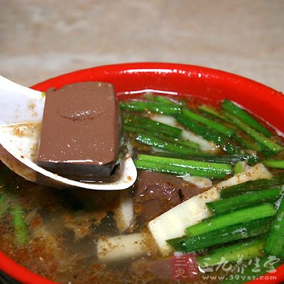 豬血炒豆芽