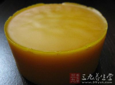 蜂蠟是人們日常生活中常見的食物 蜂蠟是人們日常生活中常見的食物