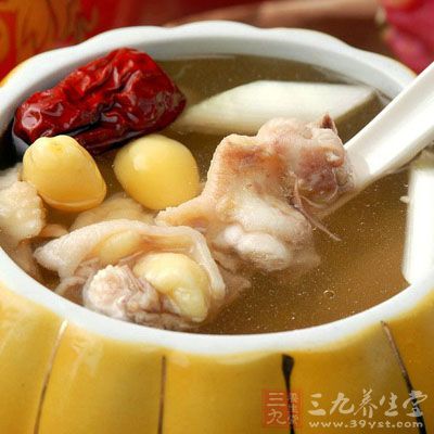 山藥白果炖豬肚的做法