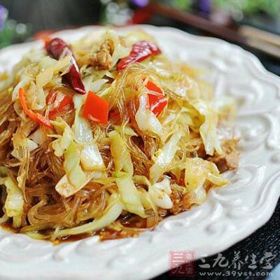 卷心菜炒粉絲的做法