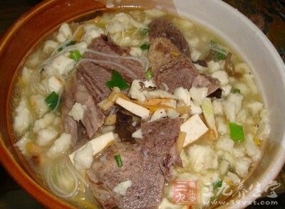 羊肉泡馍，西安最經典的小吃