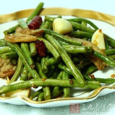 大蒜燒豇豆味道鮮美