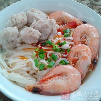 蝦仁丸子湯面的做法