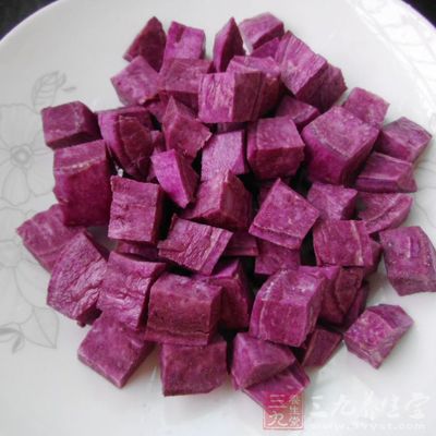 紫薯削皮切塊
