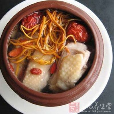 阿膠炖母雞的做法