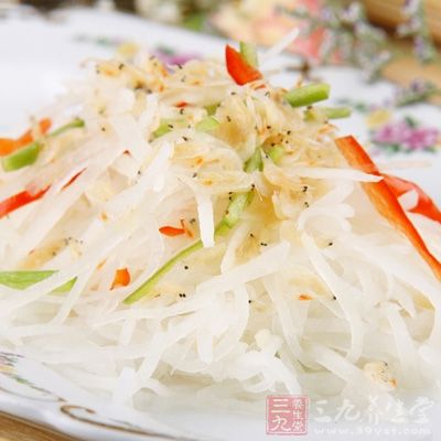 蘿卜250克洗淨切絲，蝦皮50克，香菜洗淨切碎，食鹽、香油、料酒、蔥段、味精各適量