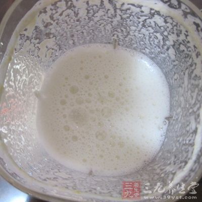 可以嘗試多喝下自制的豆漿