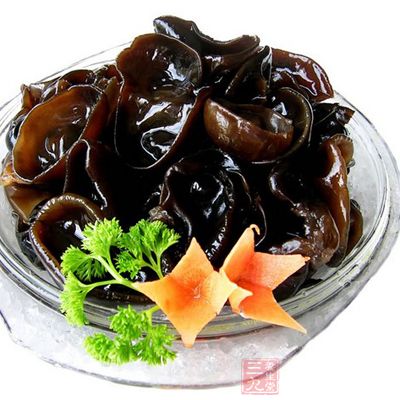 干海木耳浸泡好後要多沖洗幾次