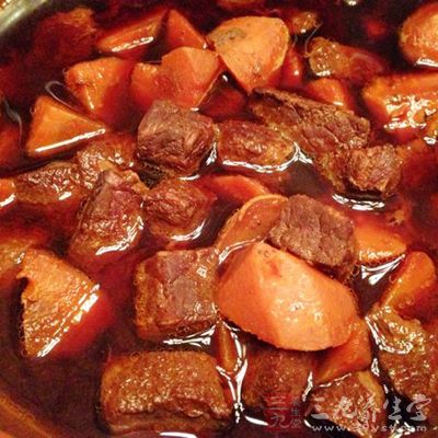 胡蘿卜炖牛肉的制法