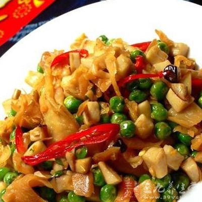 鮮蘑炒豌豆的制作方法
