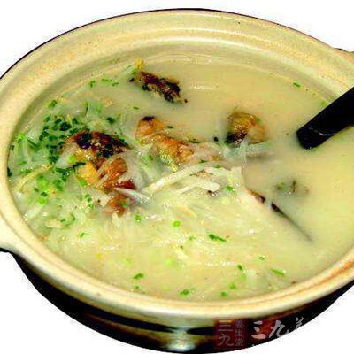 生菇鮮魚湯