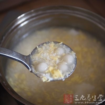 紅糖性溫，不要用白糖代替