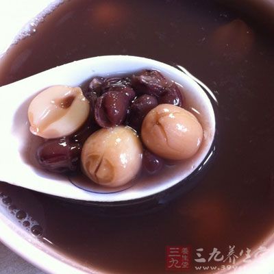 蓮子湯可滋陰養神,清熱祛暑 蓮子湯可滋陰養神,清熱祛暑