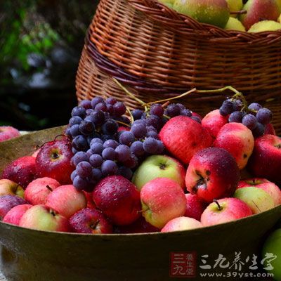 建議每天自帶水果作為補充,最好在午飯後1小時左右吃 建議每天自帶水果作為補充,最好在午飯後1小時左右吃