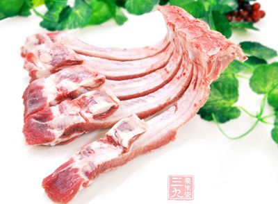 豬小排、蓮藕各500克 豬小排、蓮藕各500克