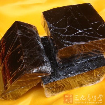 保養卵巢而長期或大量服食一些鹿膠
