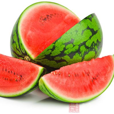 西瓜不僅含水量豐富同時能為身體提供鎂等重要礦物質元素