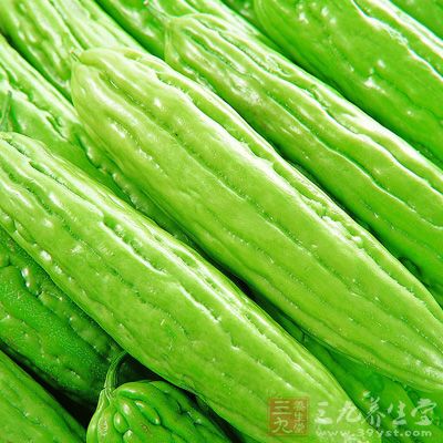 含有苦味的食物多以蔬菜和野菜為首,如苦瓜 含有苦味的食物多以蔬菜和野菜為首,如苦瓜