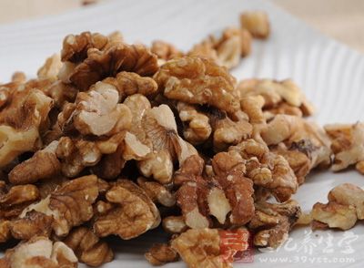 做法:核桃仁20克,粳米100克 做法:核桃仁20克,粳米100克