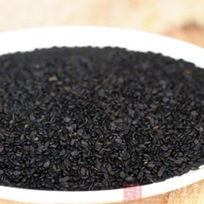 每百克黑芝麻中含鈣接近800毫克 每百克黑芝麻中含鈣接近800毫克