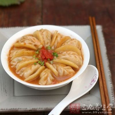 擀好的皮面