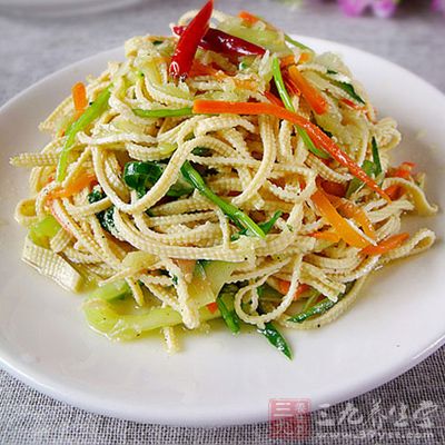 黃瓜拌豆皮 黃瓜拌豆皮