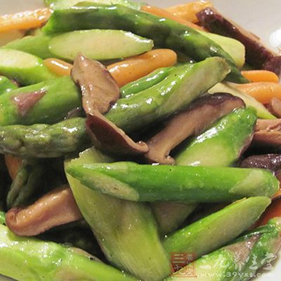 鮮菇蘆筍小炒 鮮菇蘆筍小炒