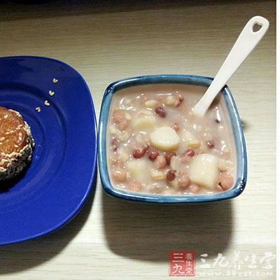 薏米山藥紅豆粥 薏米山藥紅豆粥