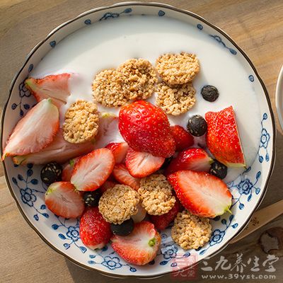 草莓酸奶沙拉 草莓酸奶沙拉