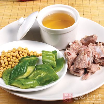 苦瓜炖排骨 苦瓜炖排骨