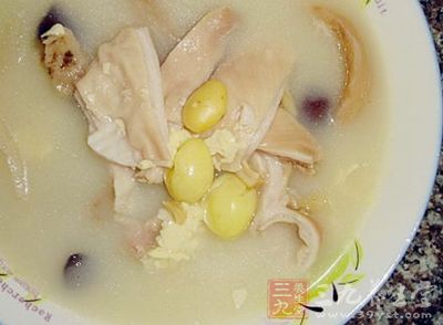 薏米白果湯養肺潤燥