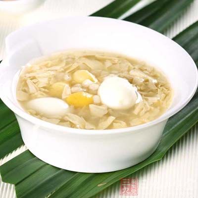 薏米腐竹白果甜湯
