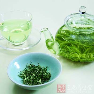 午後喝青茶或者綠茶最好