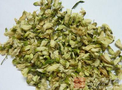 所需食材：槐花、豬瘦肉、豬大腸、蜜棗