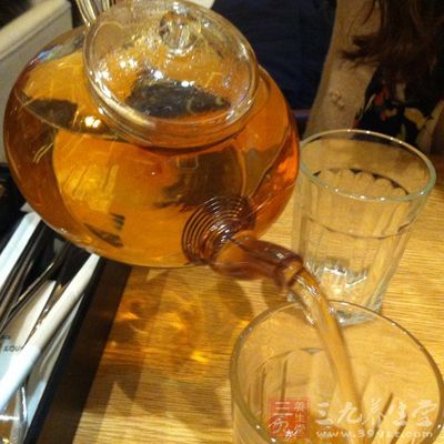 普洱菊花茶