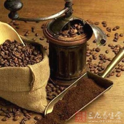熟干地黃可以烏發
