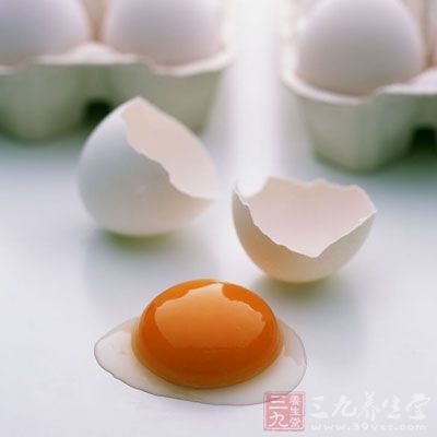必須嚴格限制動物內髒、蛋黃、鱿魚、蝦、蟹黃的攝入