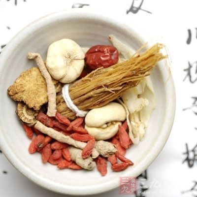 吃中藥的禁忌:補益中藥並非人人適合 吃中藥的禁忌:補益中藥並非人人適合