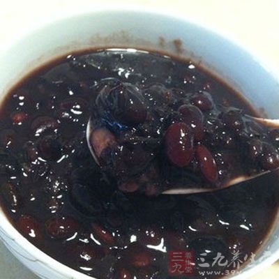 黑米桂圓粥