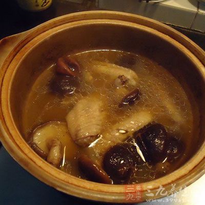 推薦四:香菇雞翅湯 推薦四:香菇雞翅湯