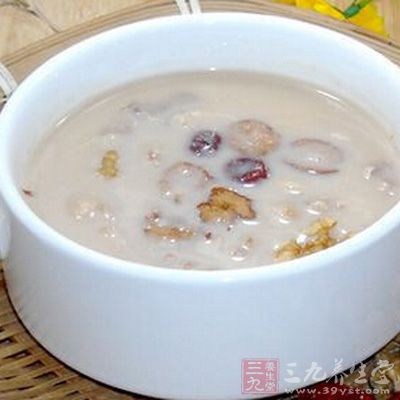 美容又豐胸--核桃松仁粟米羹 美容又豐胸--核桃松仁粟米羹
