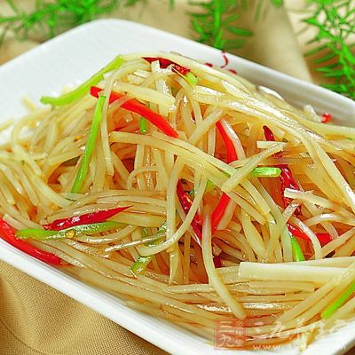 酸辣土豆絲的做法